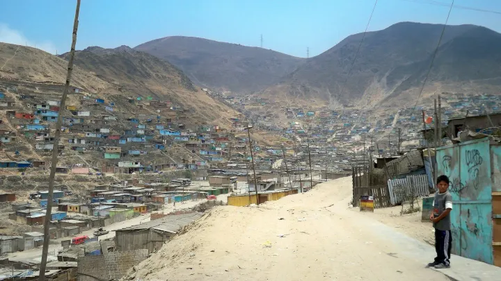 (EC-017) INFORMALIDAD EN EL PERÚ